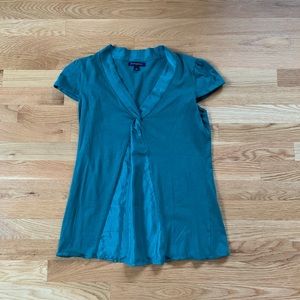 Banana Republic green shirt sleeve top size M
